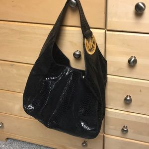 Michael Kors Black snake hobo 13L 10D 6W
